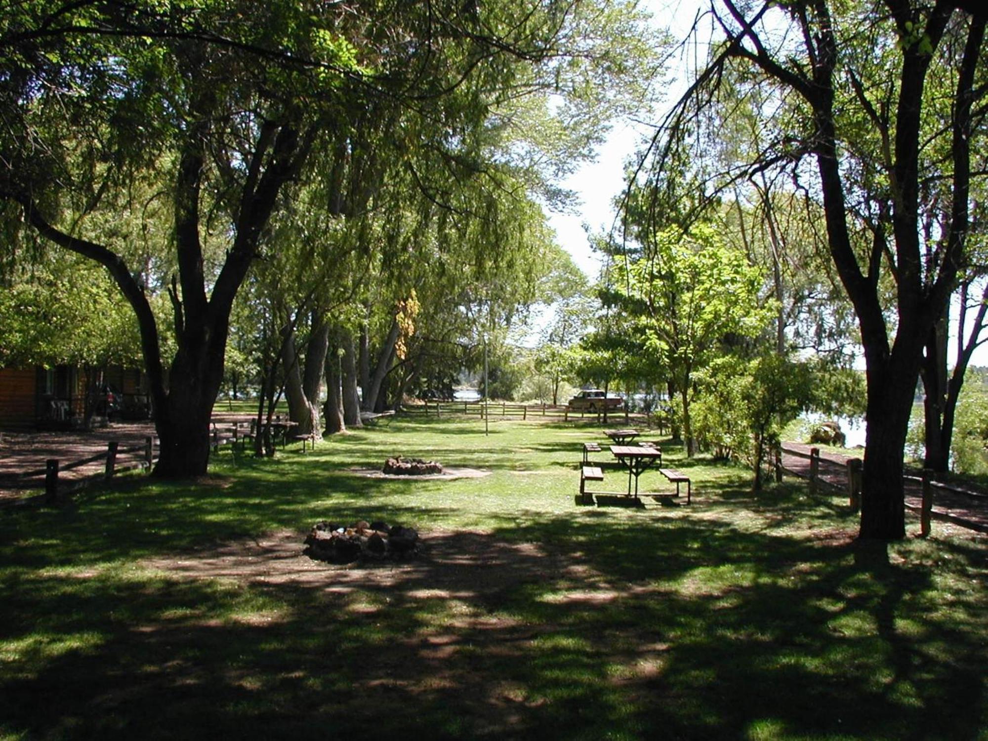 Lazy Oaks Resort Pinetop-Lakeside Exterior photo